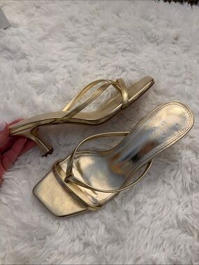 Lulu's Metallic Gold Strappy Mid-Heel Sandals